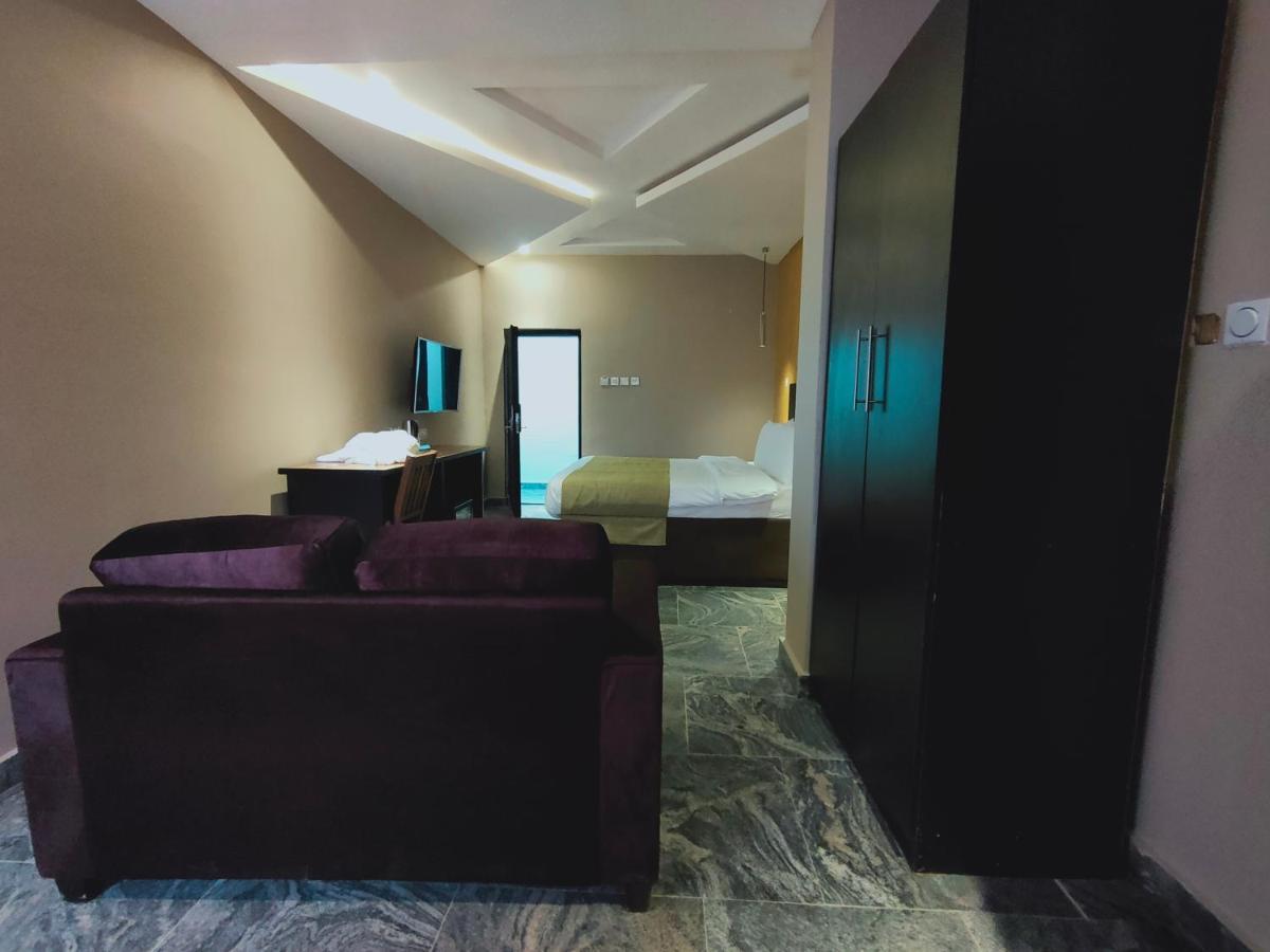 Residency Hotel Lagos Airport Bagian luar foto
